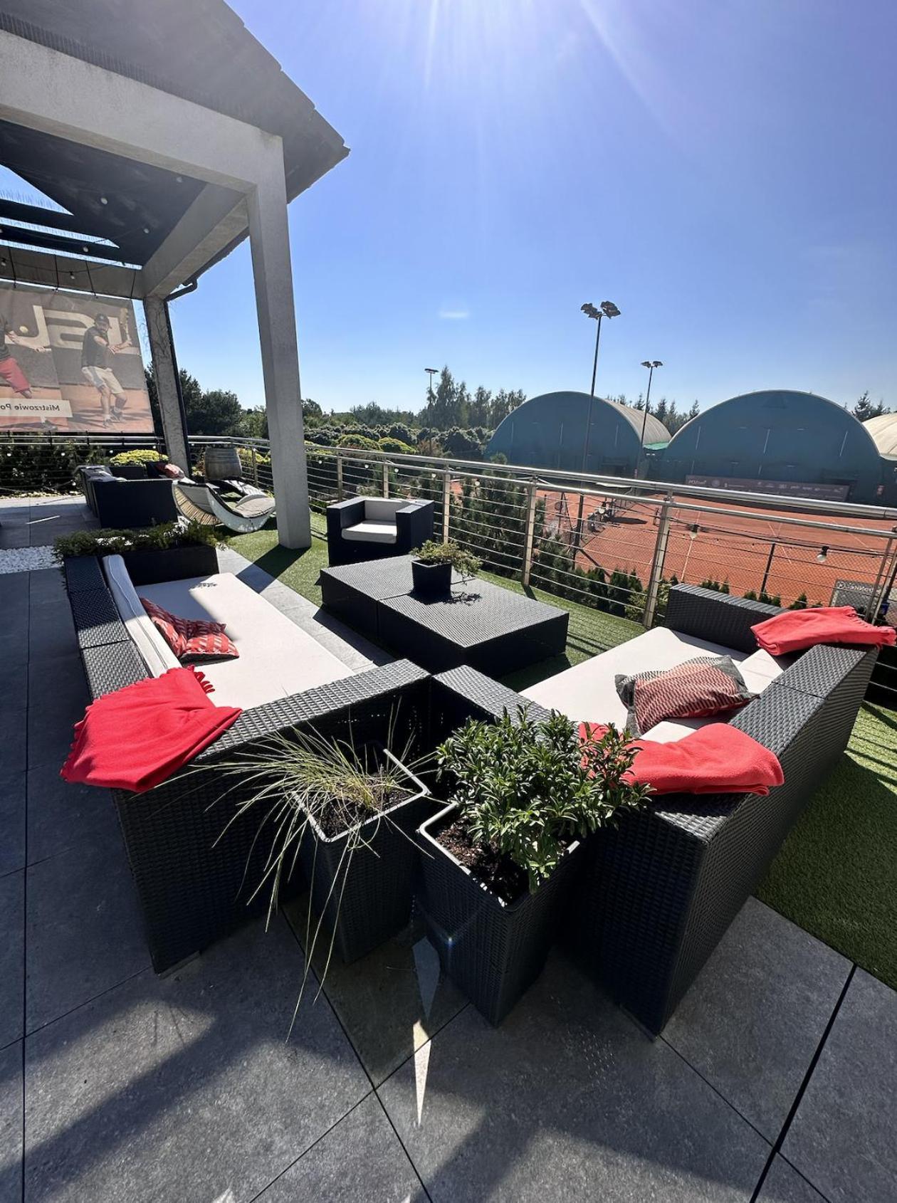 Hotel Restauracja Tenis Kortowo 포즈난 외부 사진
