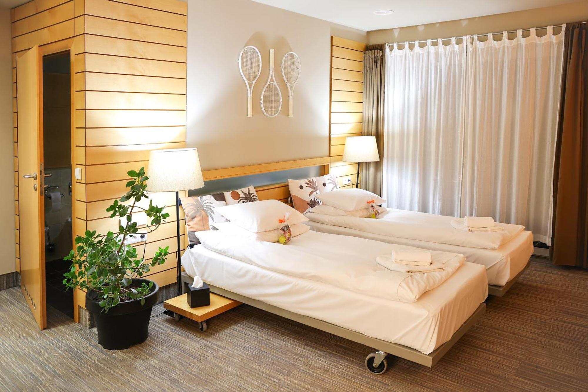 Hotel Restauracja Tenis Kortowo 포즈난 외부 사진
