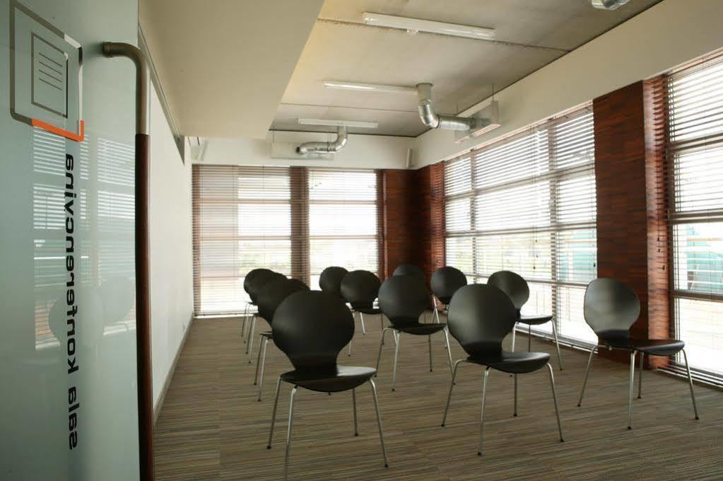 Hotel Restauracja Tenis Kortowo 포즈난 외부 사진