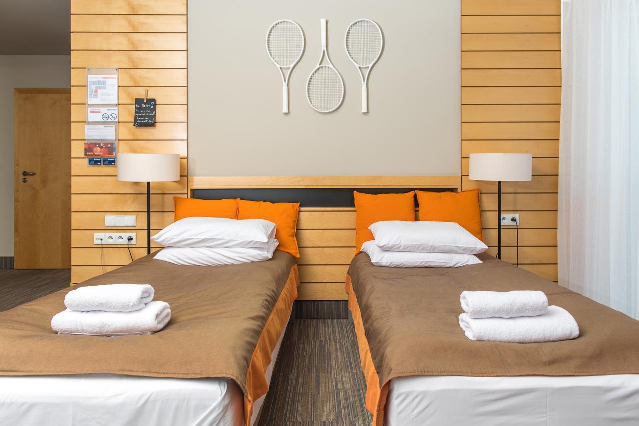 Hotel Restauracja Tenis Kortowo 포즈난 외부 사진